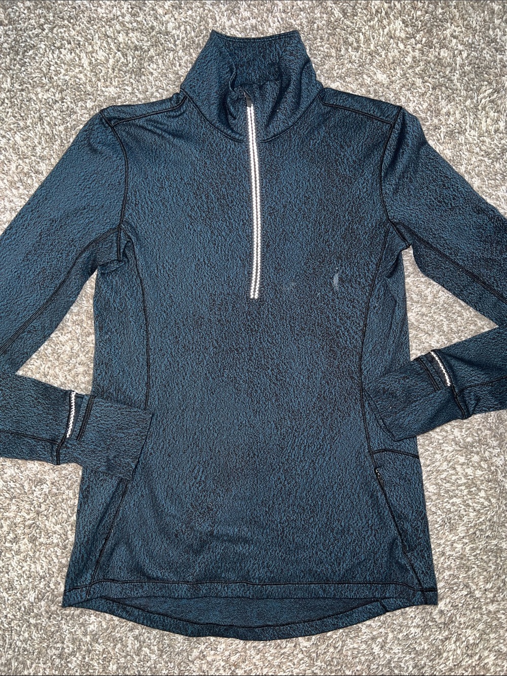 Lululemon Quarter-Zip Pullover Top in Dark Navy